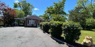 869 Gates Avenue Gallery 12