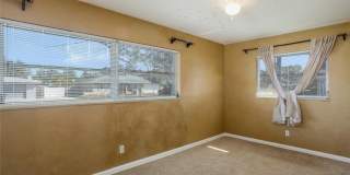 806 Entrada Drive N Gallery 16