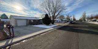 Cozy 3 Bedroom 1 Bath Home with Large Yard  1 Car Attached Garage Gallery 1