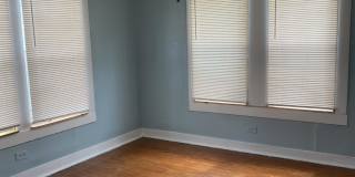 1914 South Pine Street Gallery 7