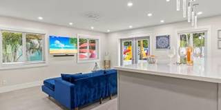 322 NW 4th Avenue Gallery 5
