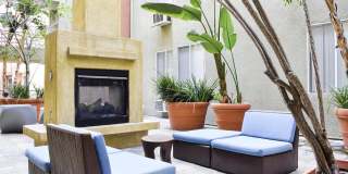 Hollywood Place Gallery 3