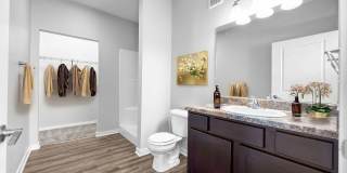 Johnston Gardens Apartments Gallery 9