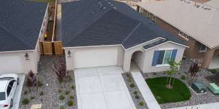 4 bedroom, 2.5 bathroom home in Golden Valley.  washer/dryer/refigerator included Gallery 22