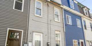 Three Bedroom + Den in the Heart of Bloomfield - Available October 10th! Gallery 1