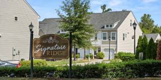 Fantastic Three Bedroom Townhouse in Charlotte Gallery 27