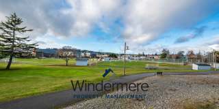 2BR/2BA Condo Overlooking the Bay - Water/Sewer/Garbage included! Gallery 27