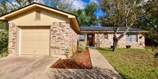 FOR LEASE! 3 BR - 2 BA - 1 Car Garage - Brick Home in Nice Neighborhood in Weatherford Gallery 1