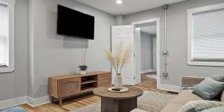 1117-1119 Spring Garden Gallery 11