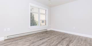 Senior Housing - Clear Creek Commons Apartments Gallery 4
