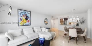 1149 Hillsboro Mile Gallery 1