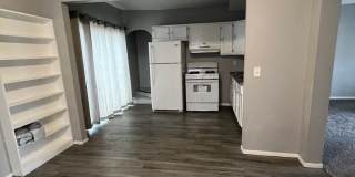 Spacious 2 Bedroom, 2 Bathroom Home for Rent – 712 E. 15th St., Davenport, IA 52803 Gallery 5