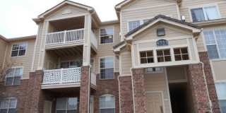 Nice 2 bed 2 bath near DIA in gated community Gallery 1