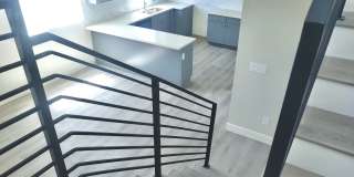 1344 W 37th Place - Co-Living Gallery 13