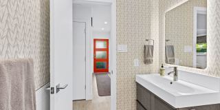 Stylish Condo in Desirable Alta Heights Neighborhood Gallery 30