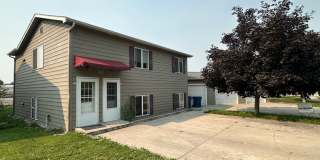 915 Defoe Gallery 1