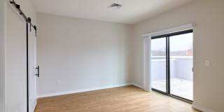 The Seville Apartments Gallery 26