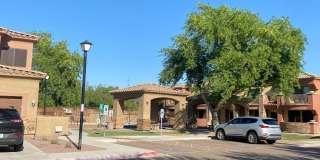 Portales Gallery 19