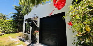 1036 Francis Street Gallery 1