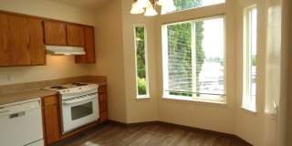 Rent Special: 1/2 Off August's Rent!! 3 bed 2 bath House in South Salem! Gallery 9