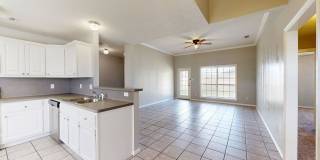 2404 Trace Mdws Gallery 2