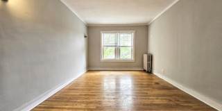 2112 W Ainslie Gallery 2