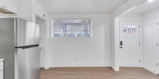 Economic Basement 3 Bed Gallery 27