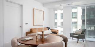 Slabtown Square Gallery 20