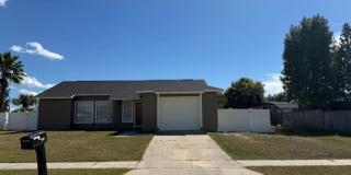 Charming 3-Bedroom 2 -bath Home in the Mill Run Area Gallery 1