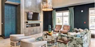 670 E Algonquin Road unit: 4303 Gallery 6