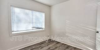 4702 65th Street Gallery 44