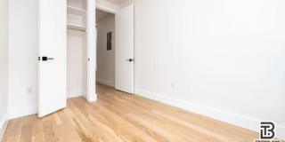 96 Moore Street Gallery 7