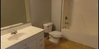 3215 Ludwig Unit B Gallery 7
