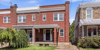 406 KINGSLEY Street Gallery 1