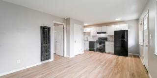 1075 Oak Street Gallery 3