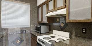 Private 2/2  Unit • Quiet Community • Prime North Phoenix Location Gallery 17