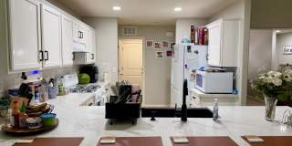 Wonderful 3 bed , 2 bath in Sunnyside Area Gallery 11