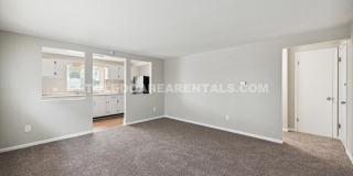 3424 Douglas Road Gallery 3