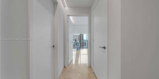88 Southwest 7th Street Gallery 30