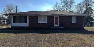 1120 Second Loop Road Gallery 1