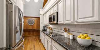 251 S 22ND Street Gallery 22