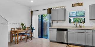 117 NE 3rd Ct Gallery 14