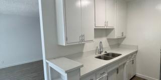 3747 CLARINGTON AVE Gallery 49