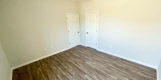 Beautiful 3/2 + office home for rent next to Brandon High School! Gallery 11