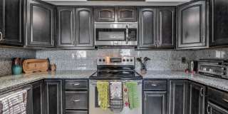 7940 E Camelback Road Gallery 18