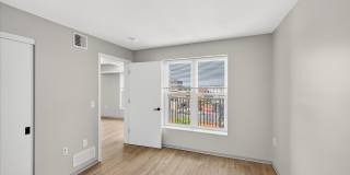 Snelling Yards Apartments - Affordable Housing Gallery 6