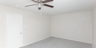 Bright, Updated & Prime Location! Gallery 19