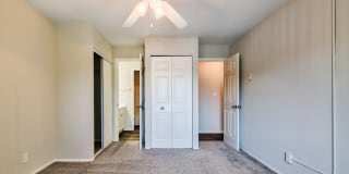 Glen Hills Apartments Gallery 14