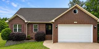 Comfortable Modern Family Home Gallery 1