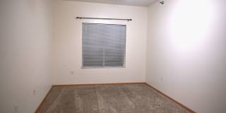 Spacious 3-Bedroom Ground-Floor Condo for rent in the Heart of Ankeny Gallery 9